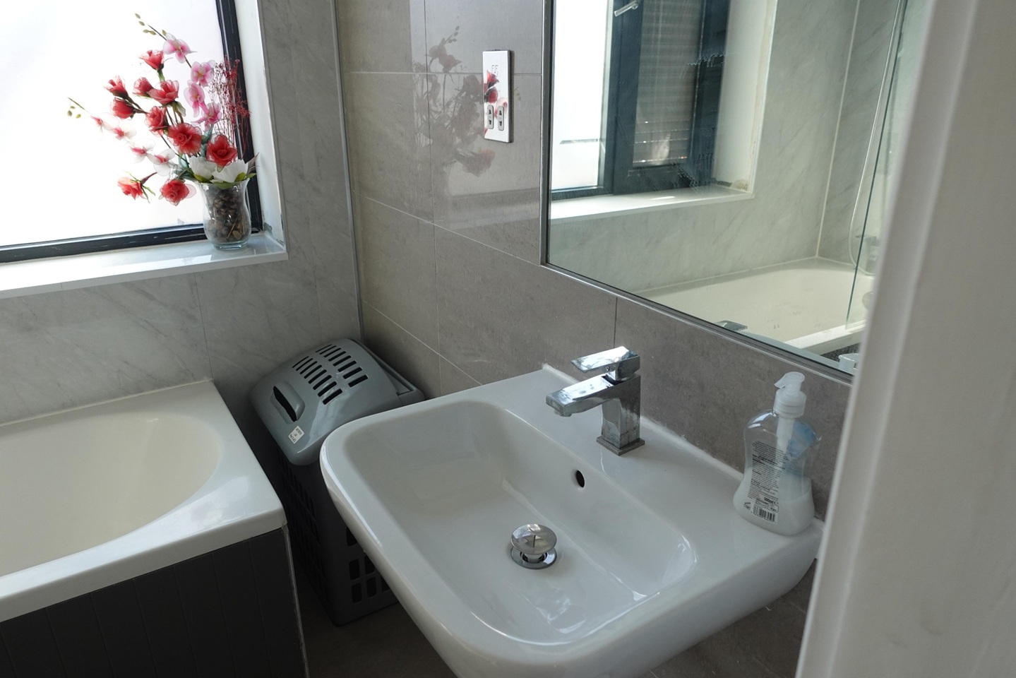 Additional image 11 of Room in a Shared House, Rotherhithe New Road, SE16, N1 7GU