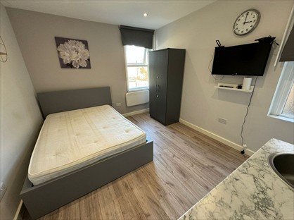 Studio Flat, Bellclose Road, UB7