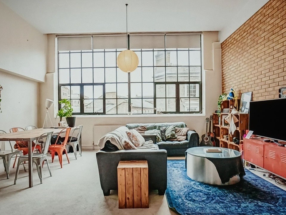 Additional image 2 of 1 Bed Flat, Chimney Court, E1W, N1 7GU