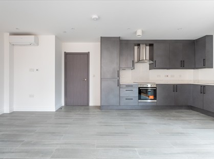 1 Bed Flat, Staines Road, TW4