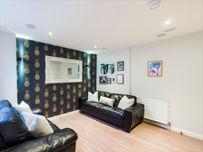 Room in a Shared House, Queen Anne St, ST4