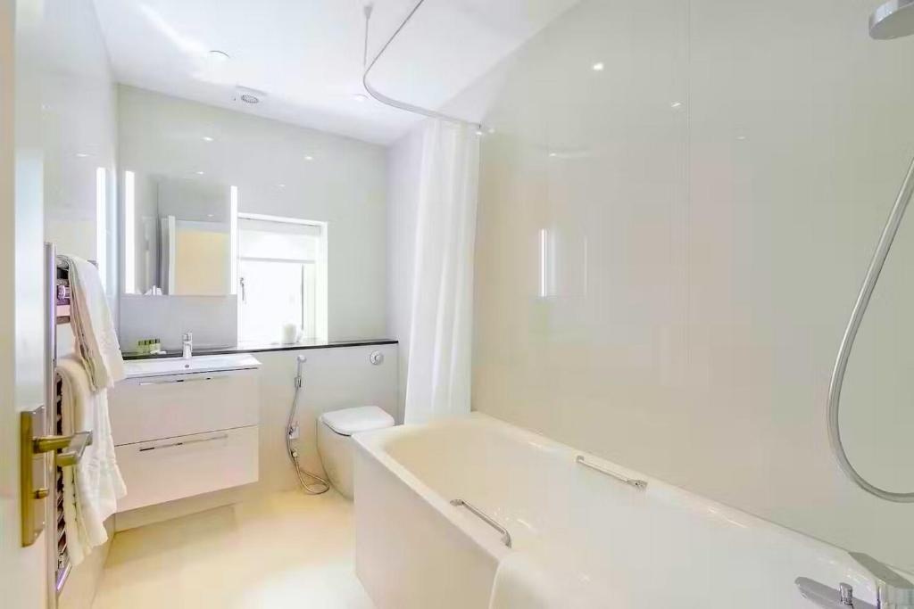 Additional image 16 of 3 Bed Terraced House, Green St, W1K, N1 7GU