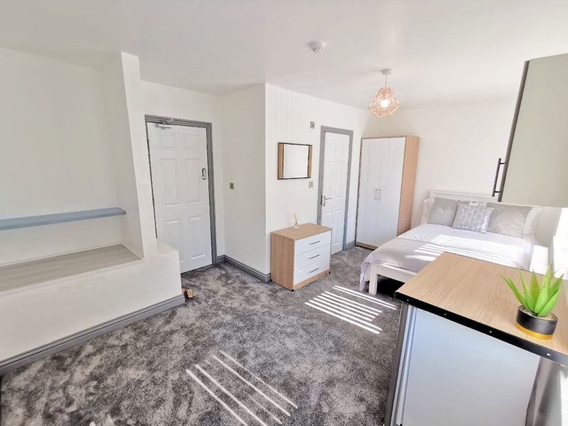 Additional image 5 of Room in a Shared House, West Boulevard, B32, N1 7GU