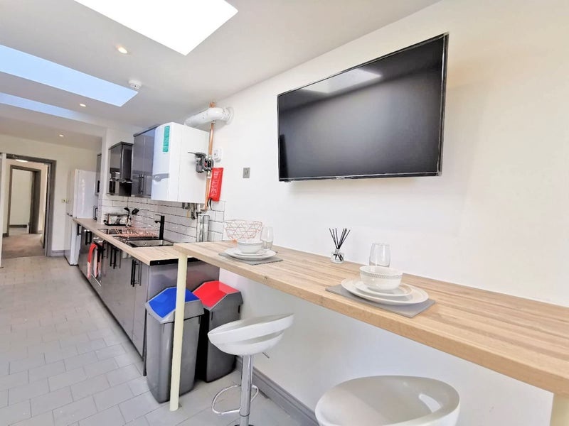 Additional image 7 of Room in a Shared House, West Boulevard, B32, N1 7GU