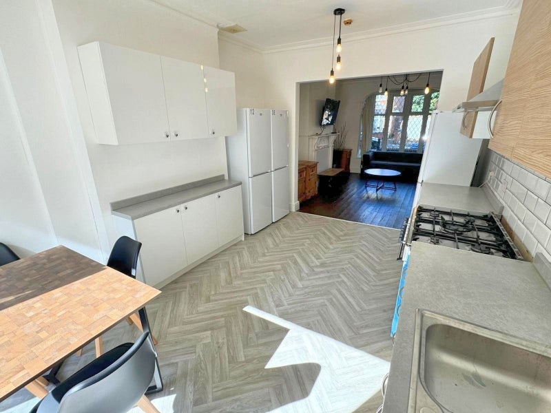 Additional image 8 of Room in a Shared House, Hallewell Road, B16, N1 7GU