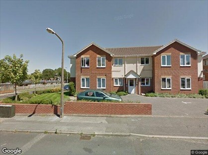 2 Bed Flat, Fitzworth Avenue, BH16