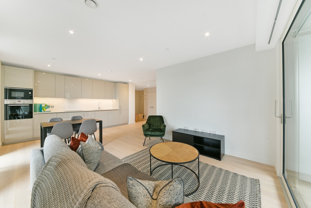 2 Bed Flat, Hurlock Heights, SE17, N1 7GU