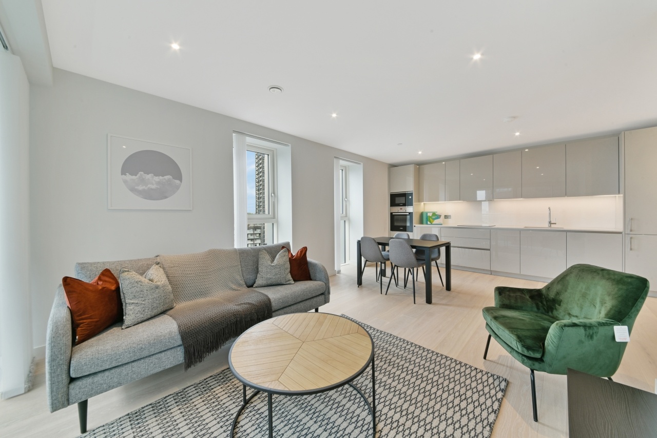 Additional image 3 of 2 Bed Flat, Hurlock Heights, SE17, N1 7GU