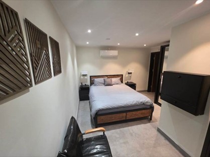Studio Flat, St Andrews Road, IG1
