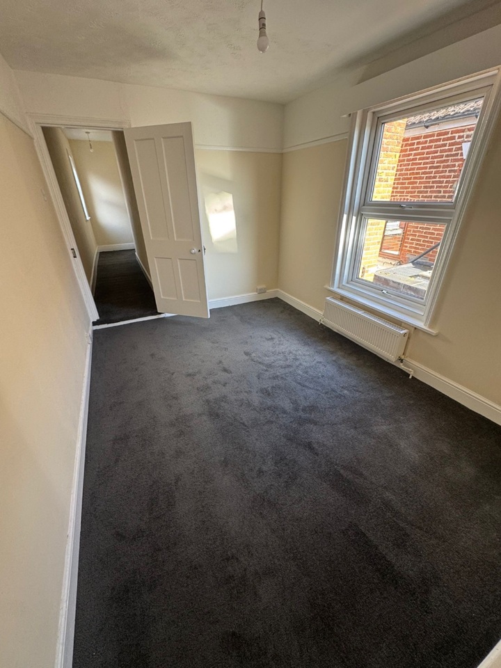 Additional image 4 of 3 Bed Semi-Detached House, Colne Avenue, SO16, N1 7GU