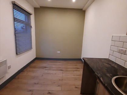 Studio Flat, Chaucer Road, TW15