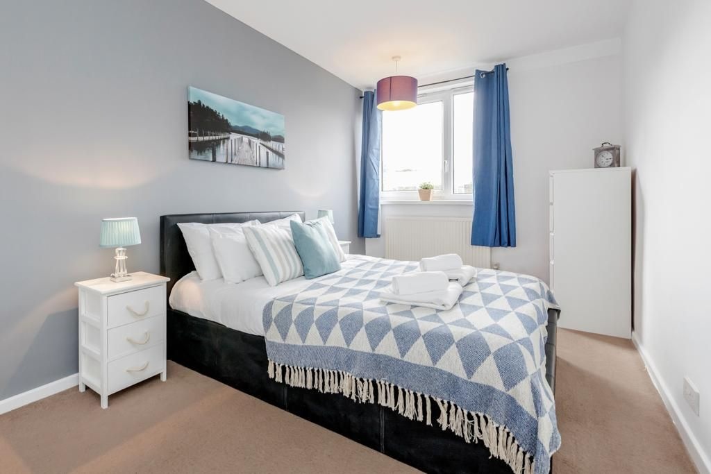 Additional image 10 of 2 Bed Maisonette, Cable St, E1W, N1 7GU