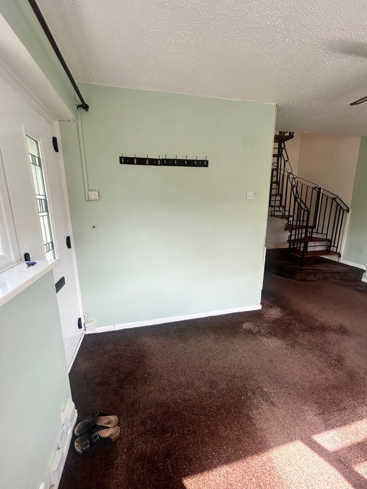 Additional image 2 of 1 Bed Semi-Detached House, Sharpley Drive, LE4, N1 7GU