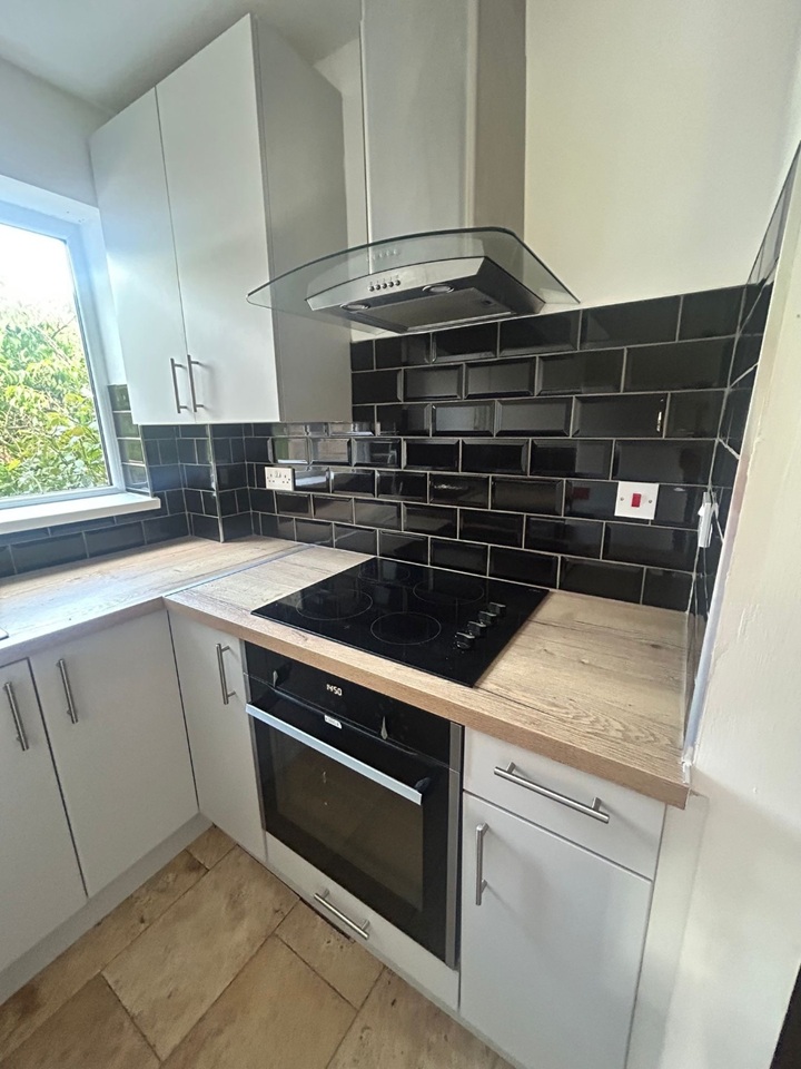 Additional image 4 of 1 Bed Semi-Detached House, Sharpley Drive, LE4, N1 7GU