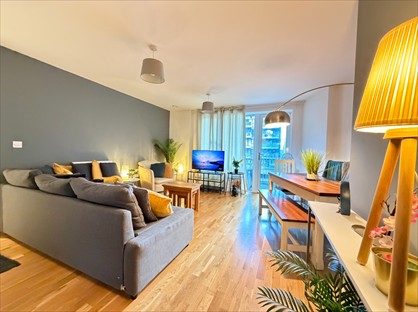 Room in a Shared Flat, Crossways, SL1
