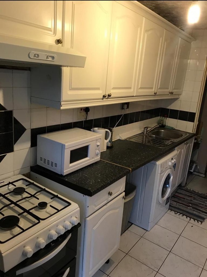 Additional image 4 of Room in a Shared Flat, Clark St, E1, N1 7GU