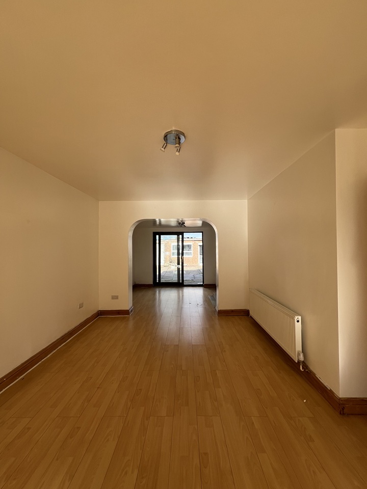 Additional image 7 of 3 Bed Semi-Detached House, Tallants Road, CV6, N1 7GU