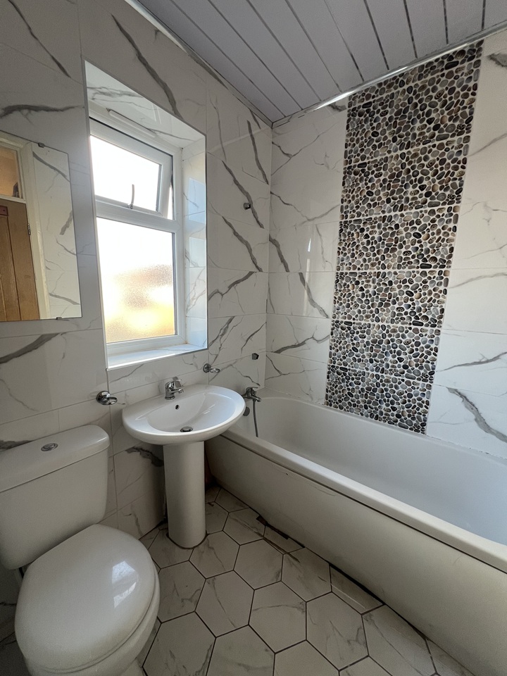 Additional image 11 of 3 Bed Semi-Detached House, Tallants Road, CV6, N1 7GU