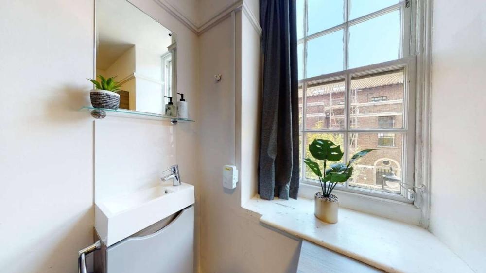 Additional image 3 of Room in a Shared Flat, Brown Street, W1H, N1 7GU