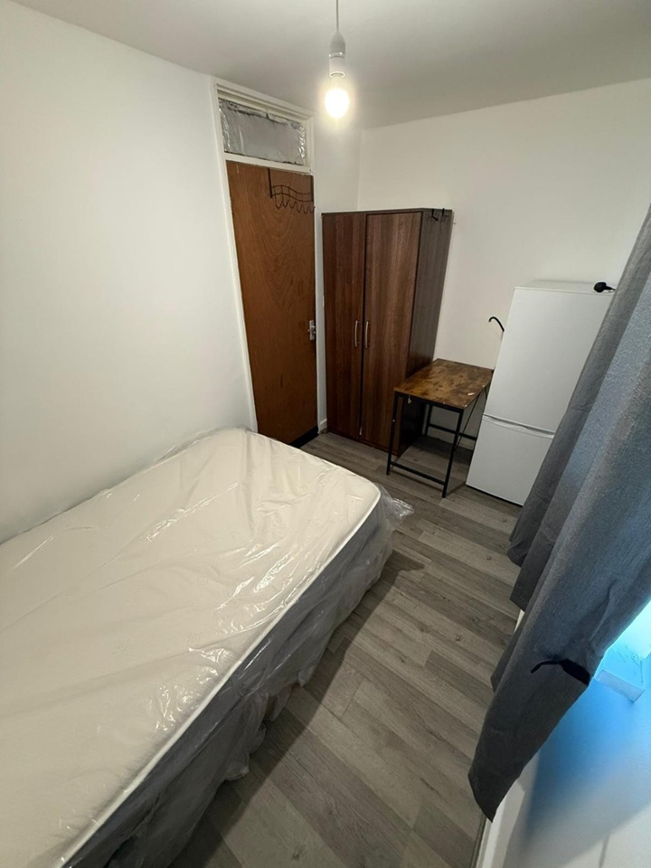 Additional image 2 of Room in a Shared House, Clifton Way, SE15, N1 7GU