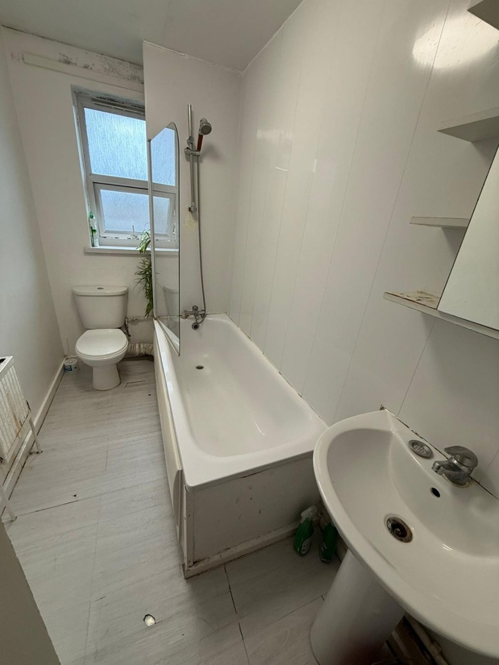 Additional image 4 of Room in a Shared House, Clifton Way, SE15, N1 7GU