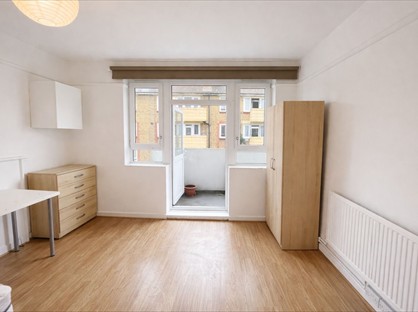 3 Bed Flat, Carlyle House, SE5