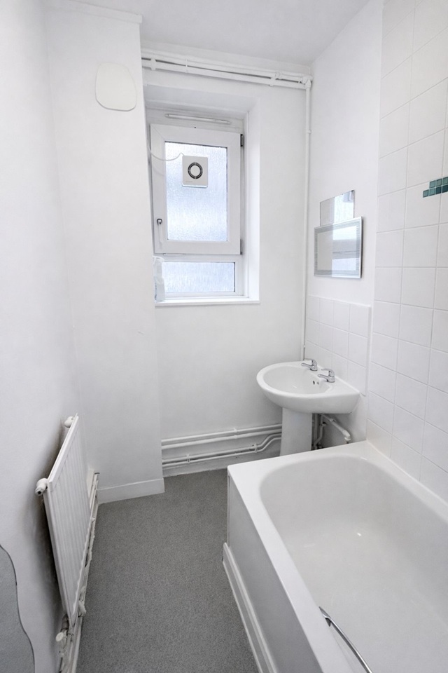 Additional image 9 of 3 Bed Flat, Carlyle House, SE5, N1 7GU