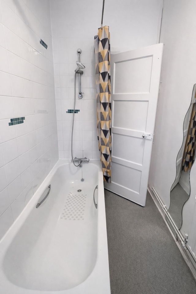 Additional image 10 of 3 Bed Flat, Carlyle House, SE5, N1 7GU