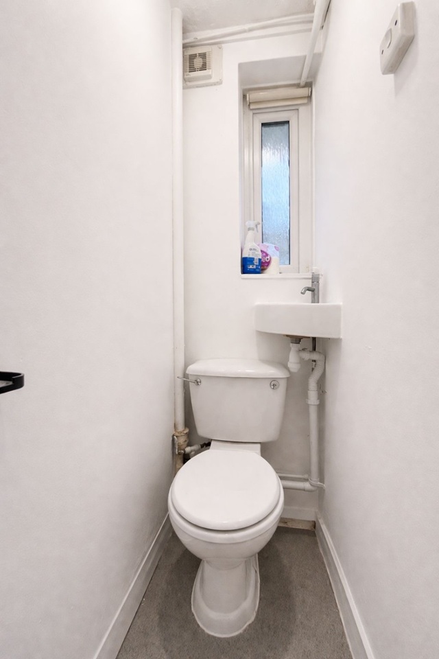 Additional image 11 of 3 Bed Flat, Carlyle House, SE5, N1 7GU