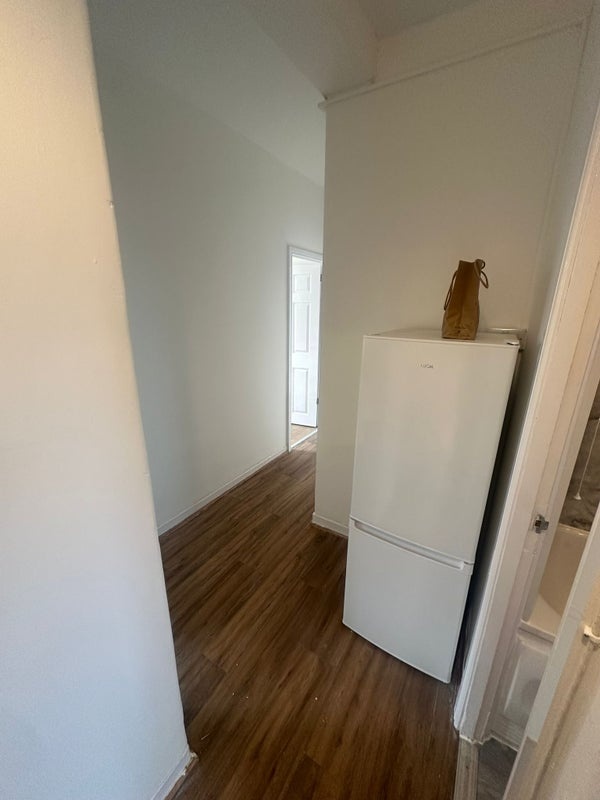 Additional image 4 of Room in a Shared House, Brick Lane, E1, N1 7GU