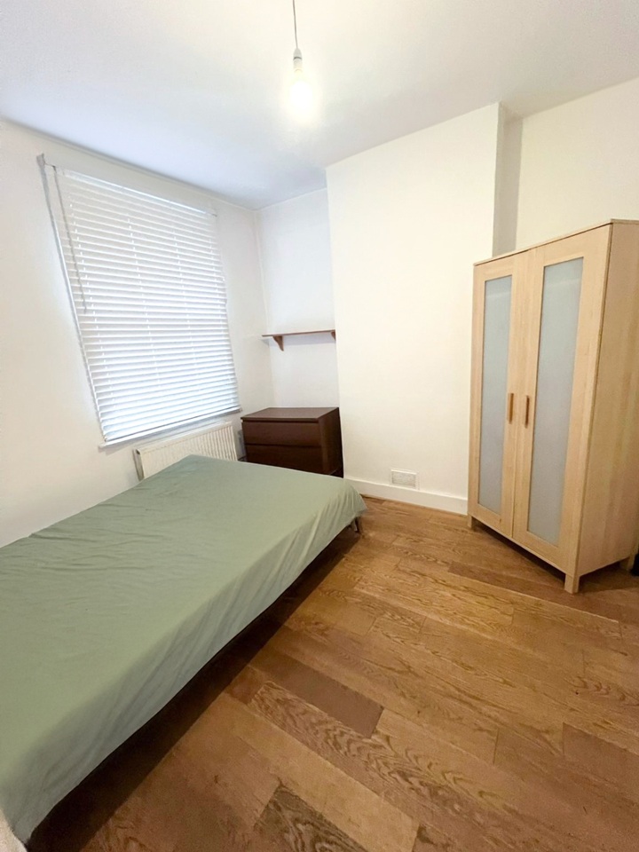 Room in a Shared House, Amazing Double Room In Brixton, SW9, N1 7GU