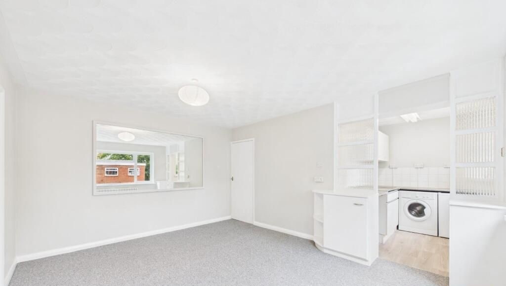 Additional image 6 of 1 Bed Flat, Grosvenor Road, SO17, N1 7GU