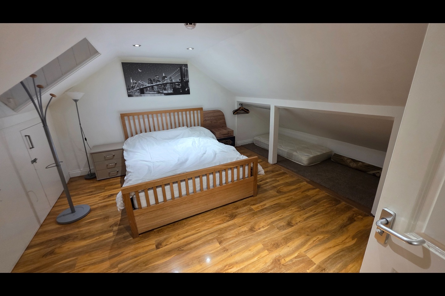 Additional image 3 of Room in a Shared Flat, Mill Road, CB1, N1 7GU