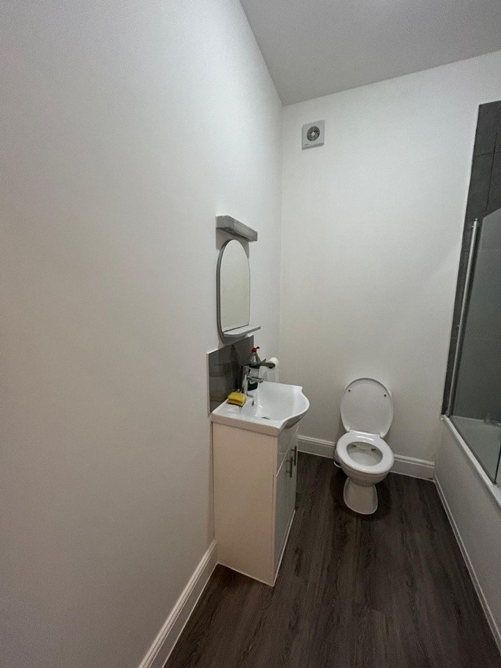 Additional image 14 of 3 Bed Flat, Lambert Road, SW2, N1 7GU