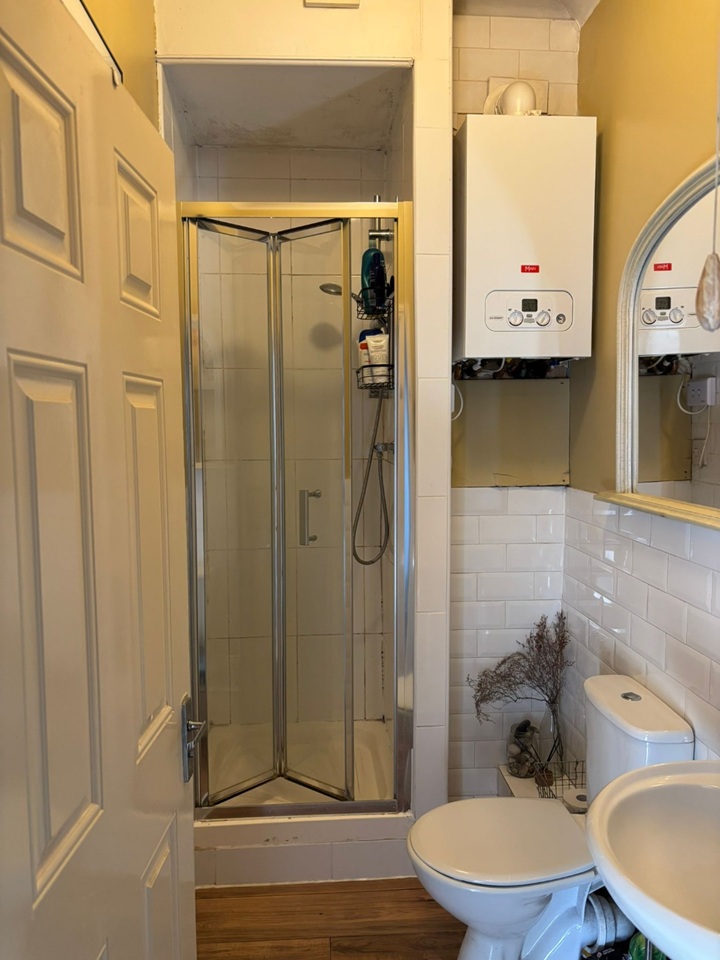 Additional image 16 of 1 Bed Flat, Ardleigh Road, N1, N1 7GU