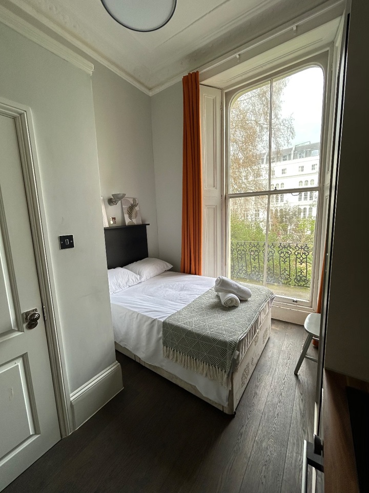 Additional image 2 of Studio Flat, Hazel Court, W2, N1 7GU