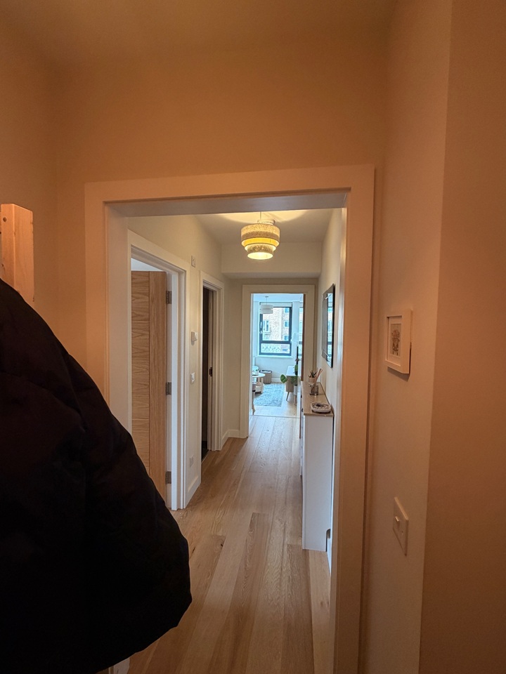 Additional image 5 of 1 Bed Flat, Cowthorpe Road, SW8, N1 7GU