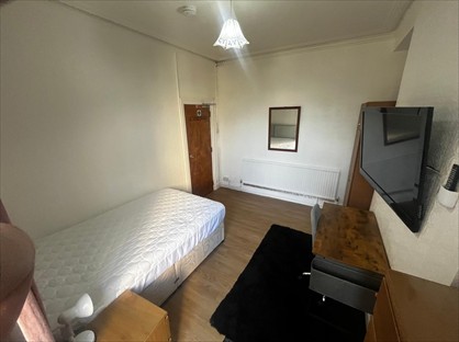 Room in a Shared House, Cowbridge Road, CF31