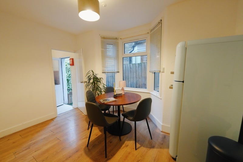 Additional image 5 of Room in a Shared Flat, Redriff Road, SE16, N1 7GU