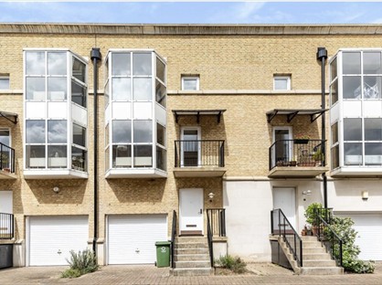 Room in a Shared House, Royal Court, SE16