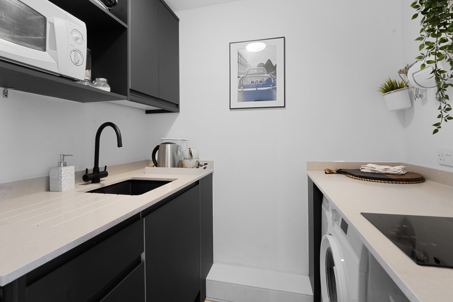 Additional image 3 of 1 Bed Flat, Queen's Gate, SW7, N1 7GU