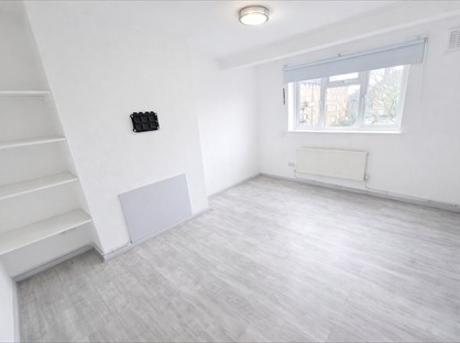 2 Bed Flat, Folkestone Road, E6