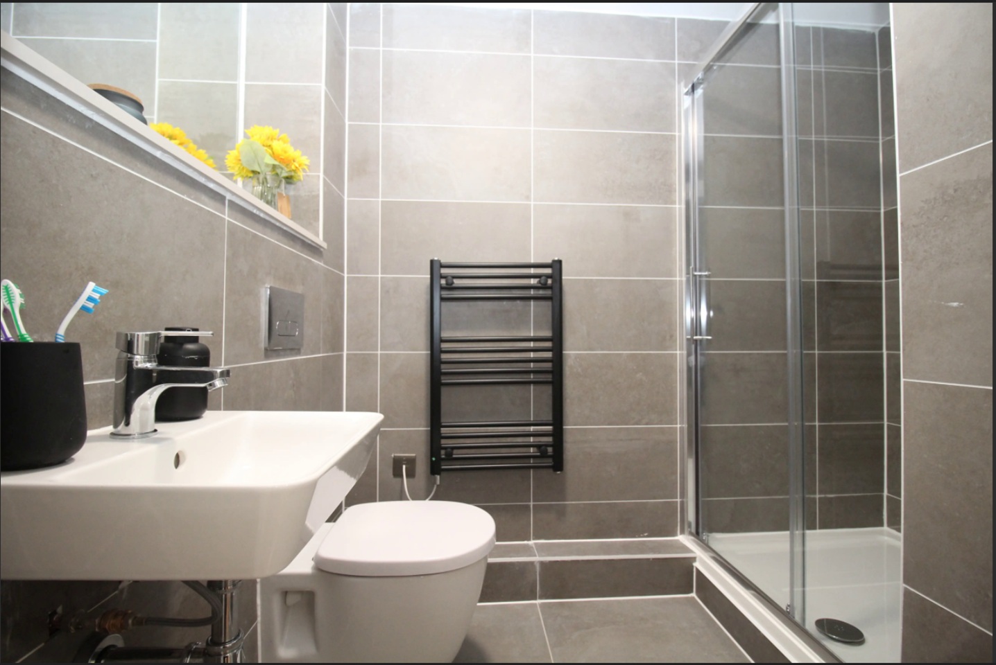 Additional image 3 of Studio Flat, Oldham Place, L1, N1 7GU