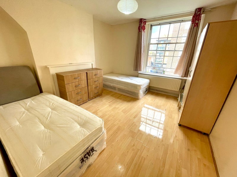 Room in a Shared Flat, Watney Market, E1, N1 7GU