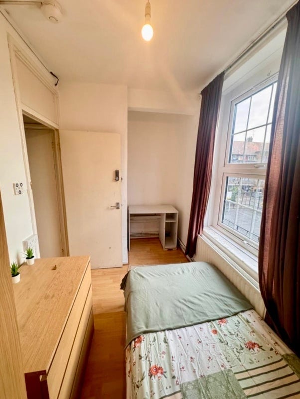 Additional image 3 of Room in a Shared Flat, Watney Market, E1, N1 7GU