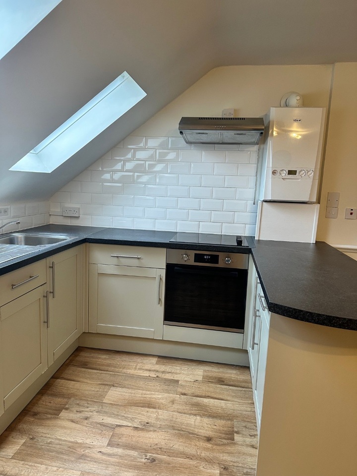 Additional image 4 of 2 Bed Maisonette, Cowley Road, OX4, N1 7GU