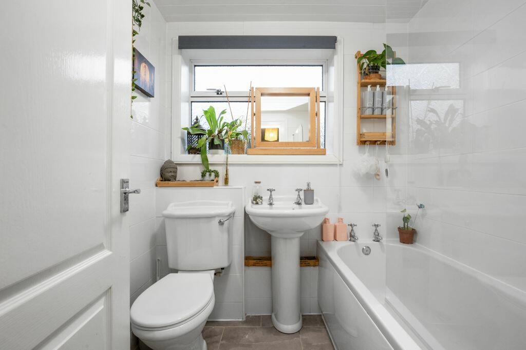 Additional image 8 of Room in a Shared Flat, Oxgangs Avenue, EH13, N1 7GU