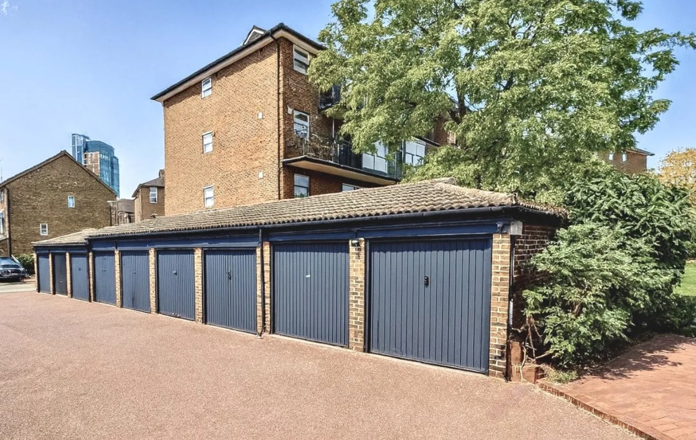 Additional image 21 of 3 Bed Flat, Morgans Walk, SW11, N1 7GU