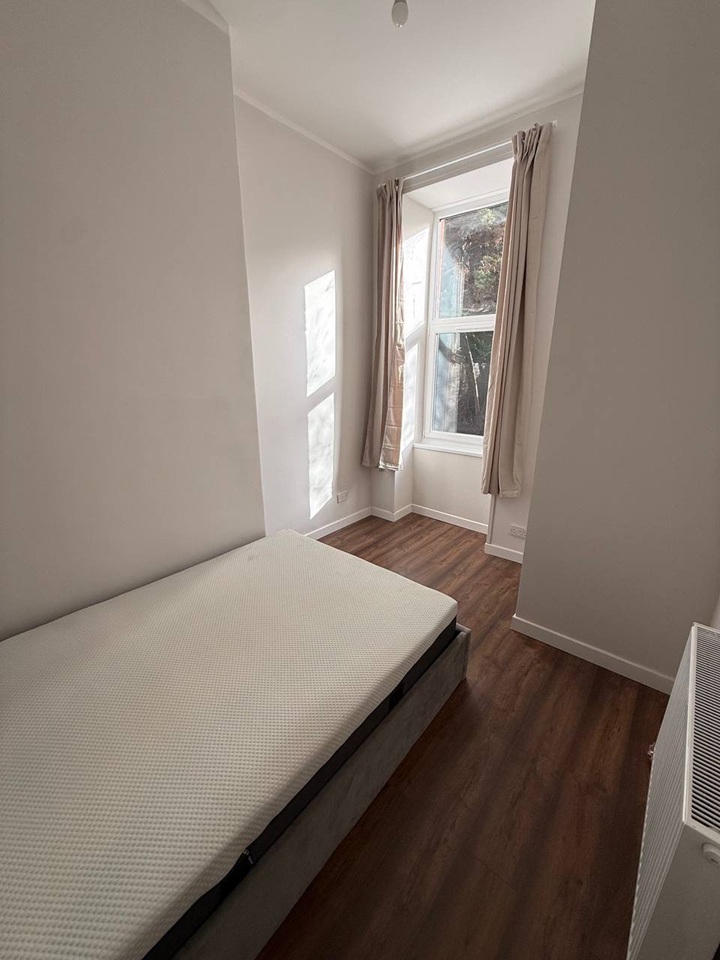 Additional image 4 of 2 Bed Flat, Henderson St, EH6, N1 7GU