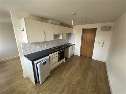 Studio Flat, West Street, LE1